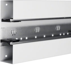 Hager - Sokkel voor installatiekanaal in staal 65x210 mm, RAL 9010 - BRS6521019010-E⚡shock